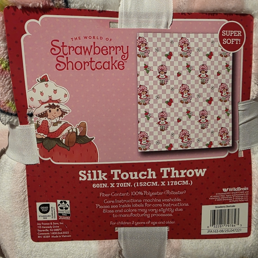 Strawberry Shortcake Silk Touch Throw